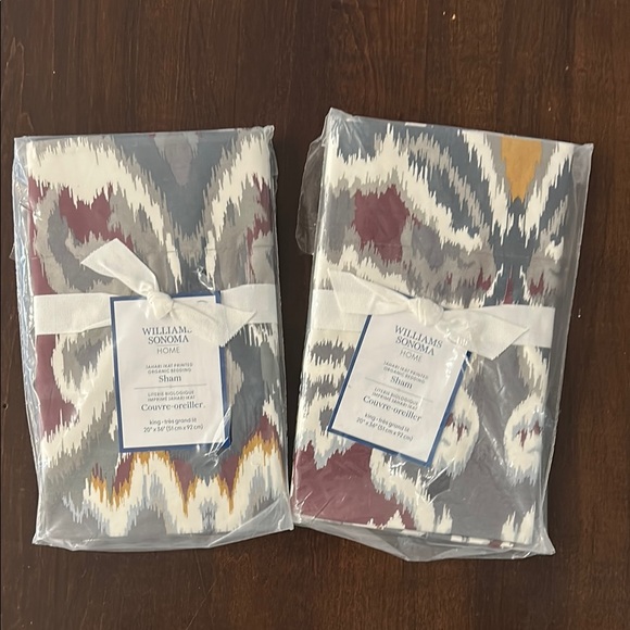 NWT set of 2 Williams Sonoma Home Jahari Ikat Shams King sized